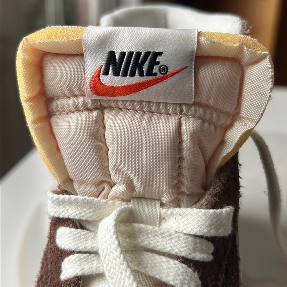 Nike Blazer Mid '77 Sneakers Suede Vintage Cacao Wow/Coconut Milk/Black - Picture 10 of 13